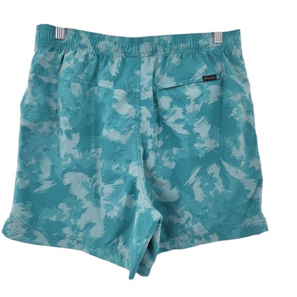 Columbia Women's Walnut River Printed Shorts Size M Regular Fit 5" - Picture 2 of 4